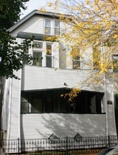 3250 N Lakewood Ave, Unit 1 in Chicago, IL - Building Photo - Building Photo