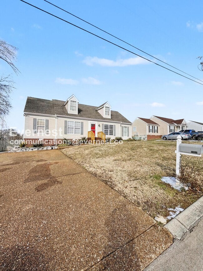 2904 Torrence Trail in Spring Hill, TN - Building Photo - Building Photo