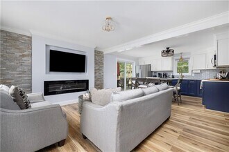 29 Canterbury Dr in Westerly, RI - Building Photo - Building Photo