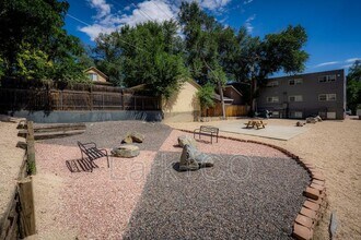 431 E Willamette Ave in Colorado Springs, CO - Building Photo - Building Photo