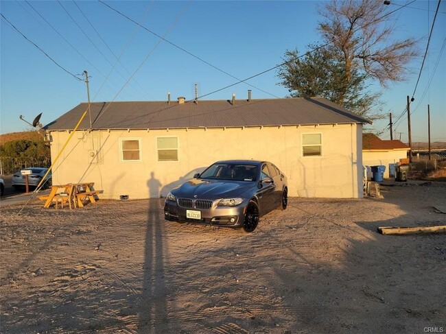 501 Hutchison St in Barstow, CA - Building Photo - Building Photo