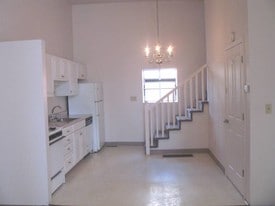 423 Penn St in Hollidaysburg, PA - Building Photo