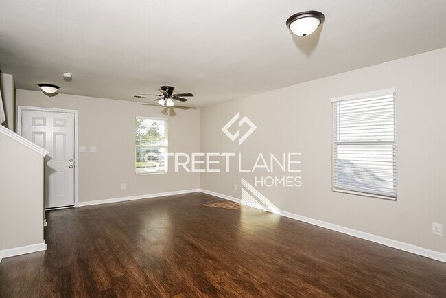 323 Counter Point Dr photo'