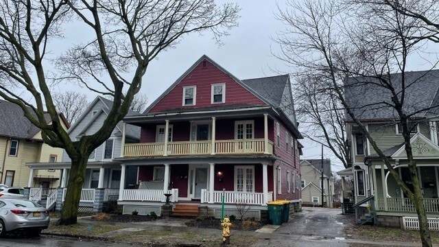 property at 193 Pearl St