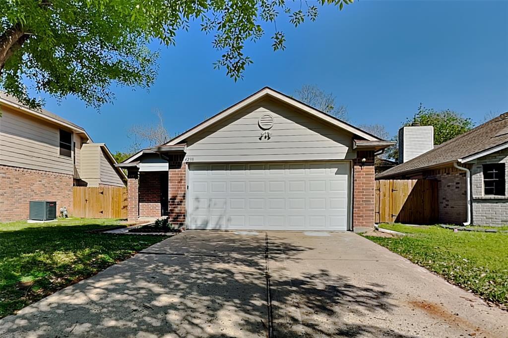 4238 Hawk Meadow Dr in Katy, TX - Building Photo