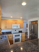 521 Kim Dr in Fort Collins, CO - Building Photo - Building Photo