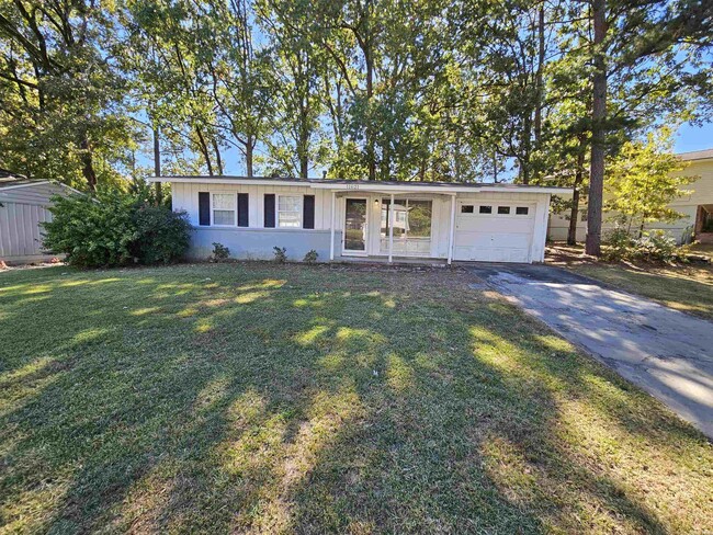 11621 Chipwood Dr in Little Rock, AR - Building Photo - Building Photo