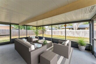 2151 Upton Ave in Sarasota, FL - Building Photo - Building Photo