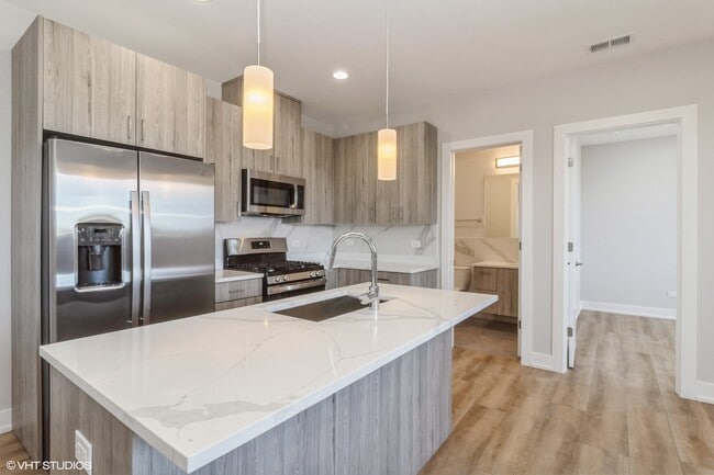 3729 W Belmont Ave in Chicago, IL - Building Photo - Building Photo