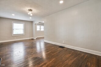 957 E Yoke St in Indianapolis, IN - Building Photo - Building Photo