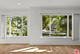 1233 N Harper Ave in West Hollywood, CA - Building Photo - Building Photo