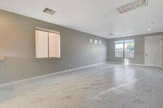1894 Versante Ave in Las Vegas, NV - Building Photo - Building Photo