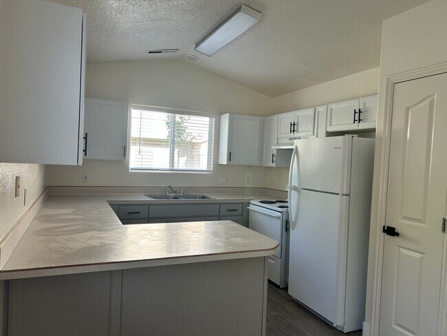 property at 441 Sunland Dr
