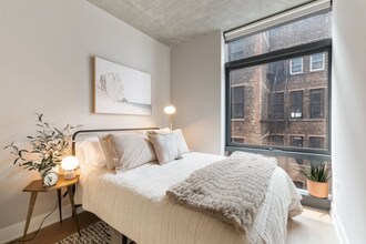 352 S Aberdeen St in Chicago, IL - Building Photo - Building Photo