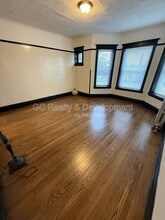 1450 E Marquette Rd in Chicago, IL - Building Photo - Building Photo