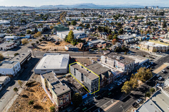 2327-2329 San Pablo Ave in Oakland, CA - Building Photo - Building Photo