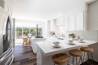 2329 Canyon View Glen in Escondido, CA - Building Photo - Building Photo