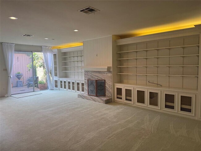 1526 S Gessner Rd in Houston, TX - Building Photo - Building Photo
