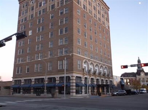 property at 123 N Locust St