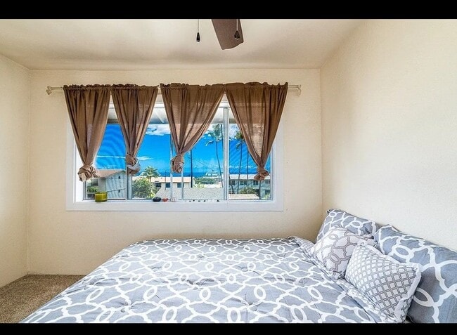 property at 74-5618 Palani Rd