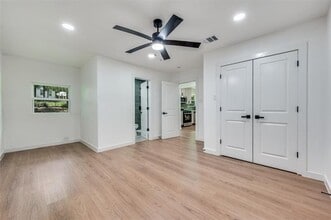 1646 Jackson St in Grand Prairie, TX - Building Photo - Building Photo