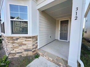 312 Natsam Wds Wy in Wake Forest, NC - Building Photo - Building Photo