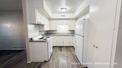 2010 Avenue S in Lubbock, TX - Foto de edificio - Building Photo