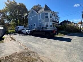 70 Beach Rd, Unit Upperunit in Salisbury, MA - Building Photo - Building Photo
