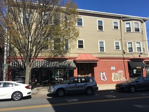 394-398 Wickenden St in Providence, RI - Building Photo - Building Photo