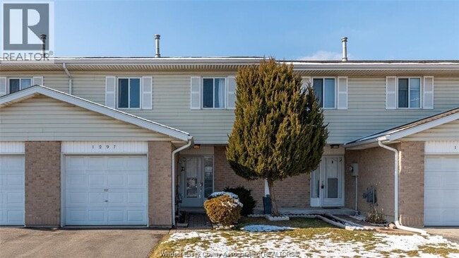 property at 1297 Southpark Ln