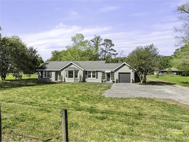 property at 11822 LA-23