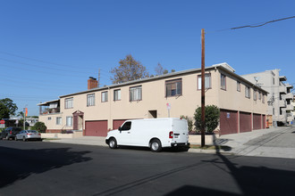 11663 Iowa in Los Angeles, CA - Building Photo - Building Photo