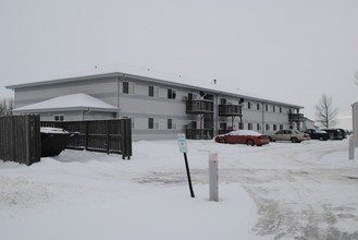 Winter Park Apartments in Grafton, ND - Building Photo - Building Photo