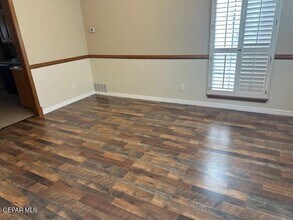 858 Via Redonda Ct in El Paso, TX - Building Photo - Building Photo