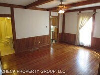 5800 S Main St photo'