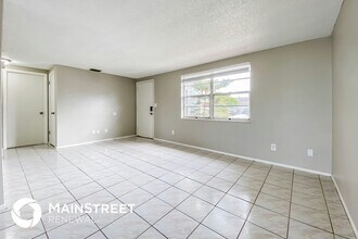2115 Harrison Dr in Holiday, FL - Building Photo - Building Photo