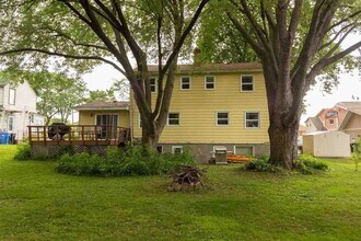 2018 Coolidge Ct in Middleton, WI - Building Photo - Building Photo