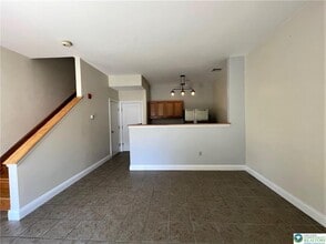 147 S 4th St in Easton, PA - Building Photo - Building Photo