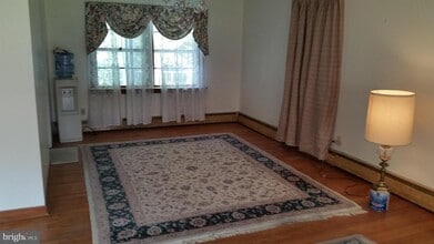 1154 Steamboat Rd in Shady Side, MD - Building Photo - Building Photo