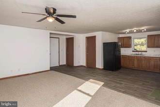 176 Main St in Grantsville, MD - Building Photo - Building Photo