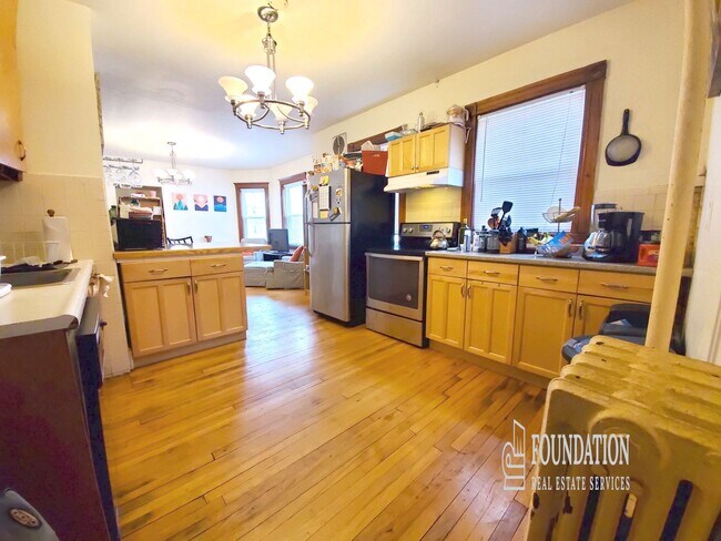 331 Faneuil St, Unit 1 in Boston, MA - Building Photo - Building Photo