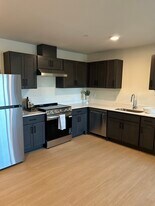 River Run Apartments in Seaside, OR - Building Photo