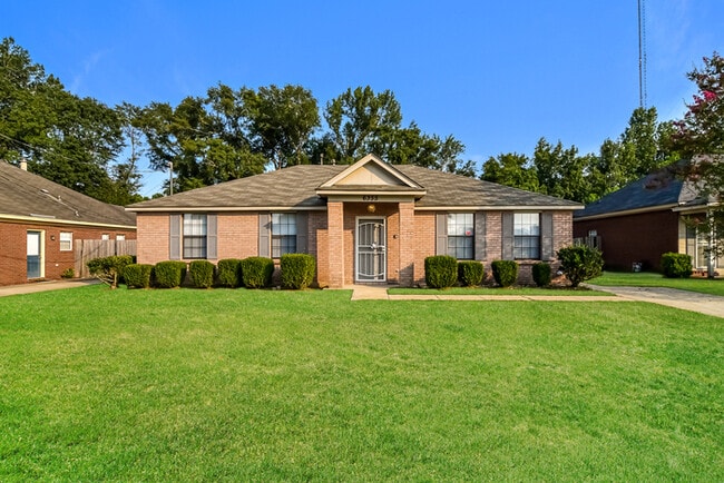 property at 6355 Sandy Ridge Curv