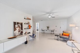 4160 Fruitville Rd in Sarasota, FL - Building Photo - Building Photo