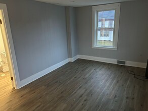 510 Main St, Unit 2 in Farmington, NH - Building Photo - Building Photo