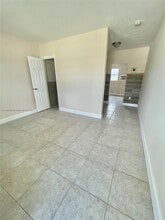 4404 SW 22nd St in West Park, FL - Building Photo - Building Photo