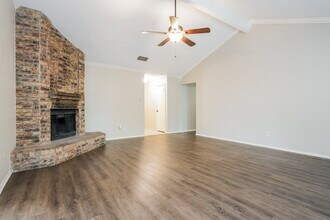 2310 Overbrook Dr in Arlington, TX - Building Photo - Building Photo