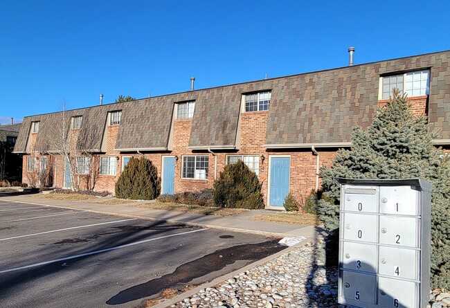 Brighton Townhomes Building C in Brighton, CO - Building Photo - Building Photo