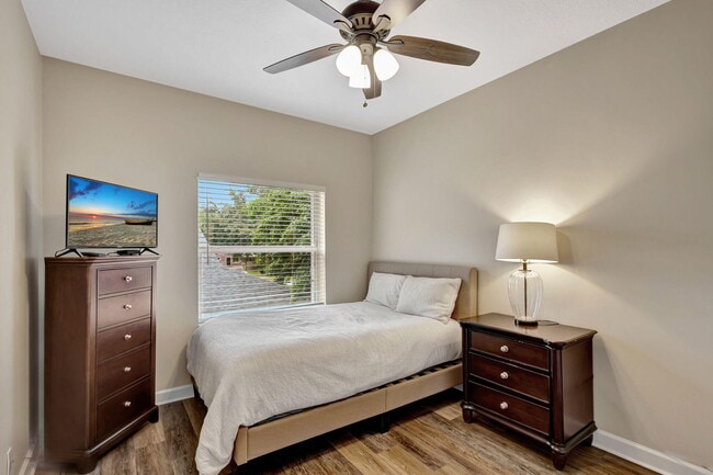 13792 Yarmouth Dr in Wellington, FL - Foto de edificio - Building Photo