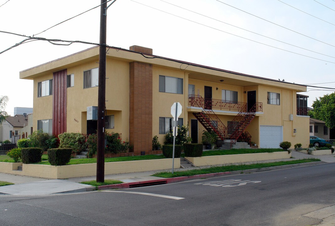 4644 W 116th St in Hawthorne, CA - Building Photo